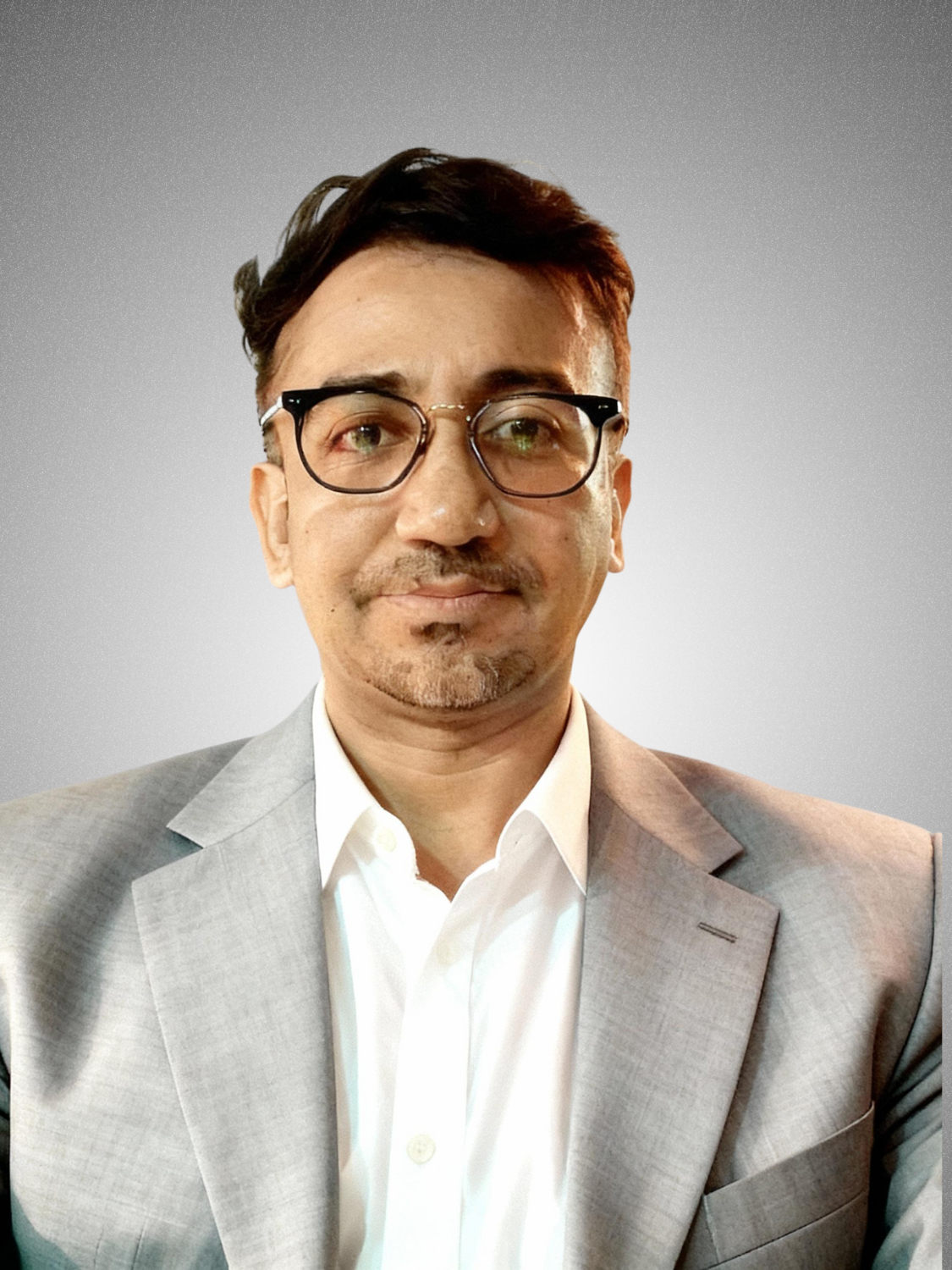 Jovany Miranda founder of Roochii Cleaning